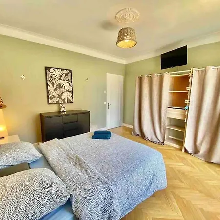 Appart Newrey Centre Vue Port Parking 6pers * Saint-Raphael (Var)
